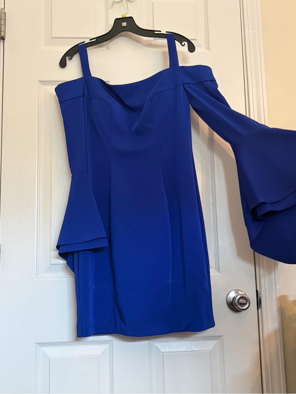 Dave & Johnny Cobalt Blue Cold-Shoulder Mini with Bell Sleeves